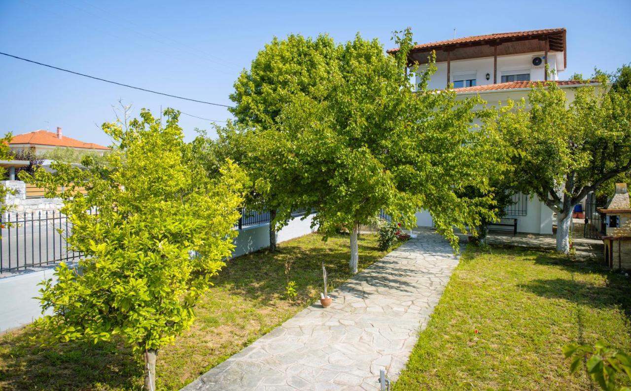 Villa Ellie'S House Nea Plagia Exterior foto